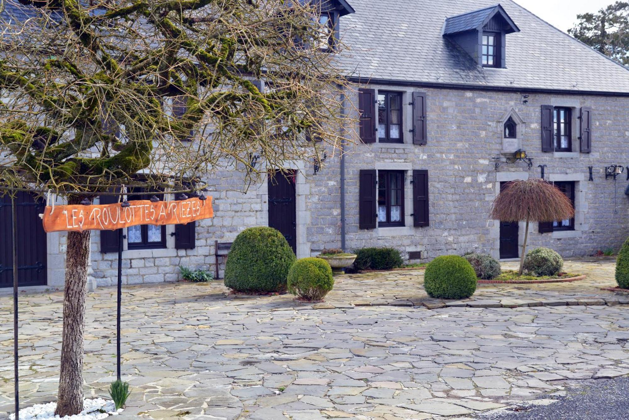 Country house Insolites A - Roulottes Et Manoir - Roulotte Colibri *